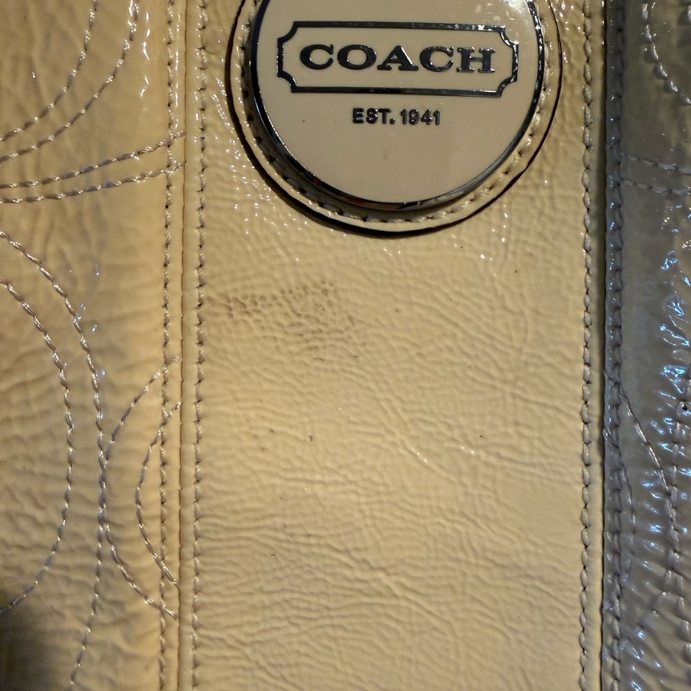 FREE WITH PURCHASE OF OVER $100 - Picture 7 of 10